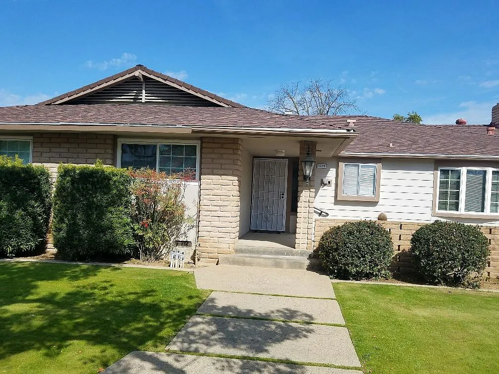 1726 E Stuart Ave photo 1