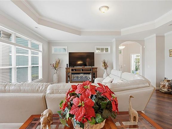 3rd image of 1003 Bryant Ct