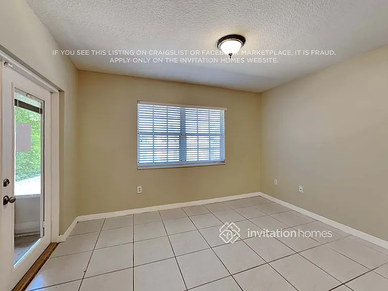 4370 SW 159th Ave — Photo 5