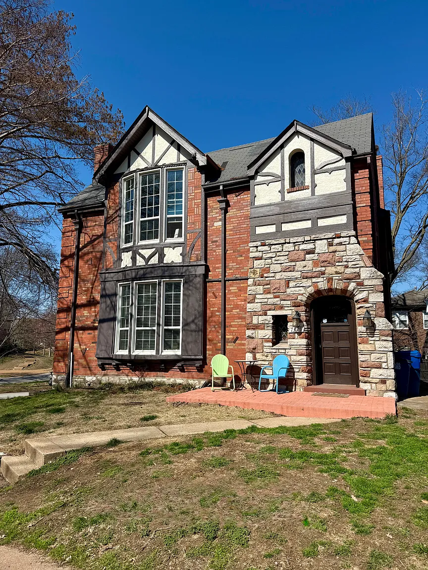 7379 Amherst Ave photo 1