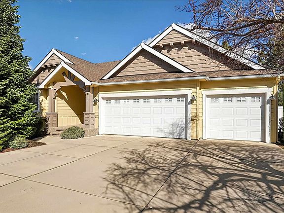 2nd image of 116 N Helstrom Dr