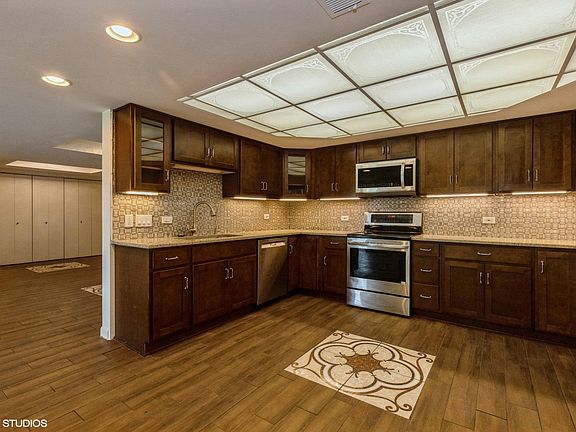 4th image of 13000 W Heiden Cir Unit 3211