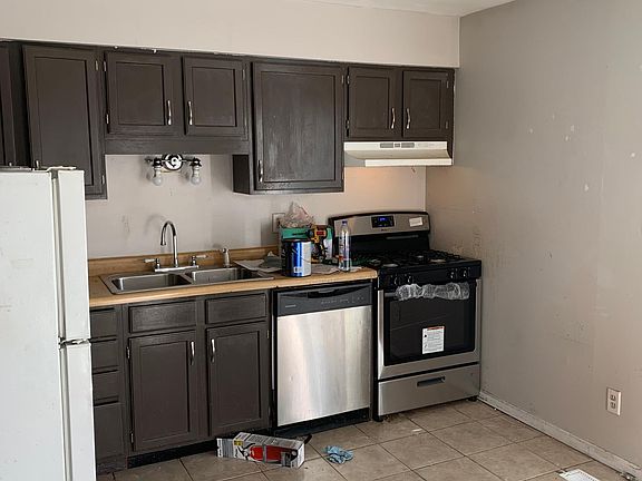 5th image of 4044 W 73rd Ave