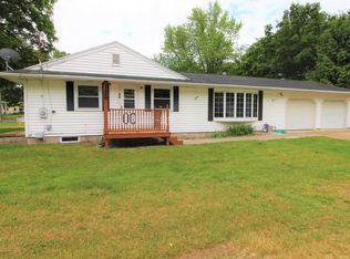 1002 West St, Eaton Rapids, MI