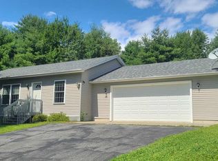 15 Hescock St, Augusta, ME 04330