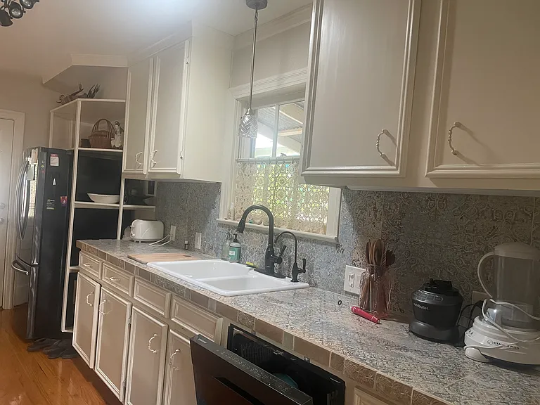 2202 Lindell Ave #2 — Photo 13