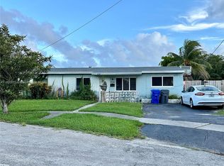2706 Coolidge St, Hollywood, FL 33020