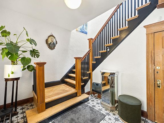 2nd image of 138 Kensington Ave #3A