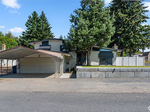 2nd image of 101 N Hanford Avenue