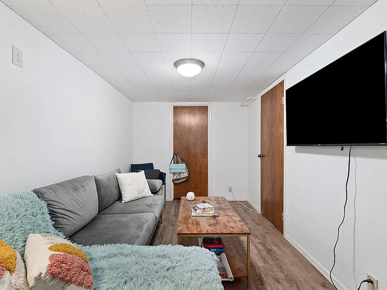 2310 W State St #2 — Photo 10