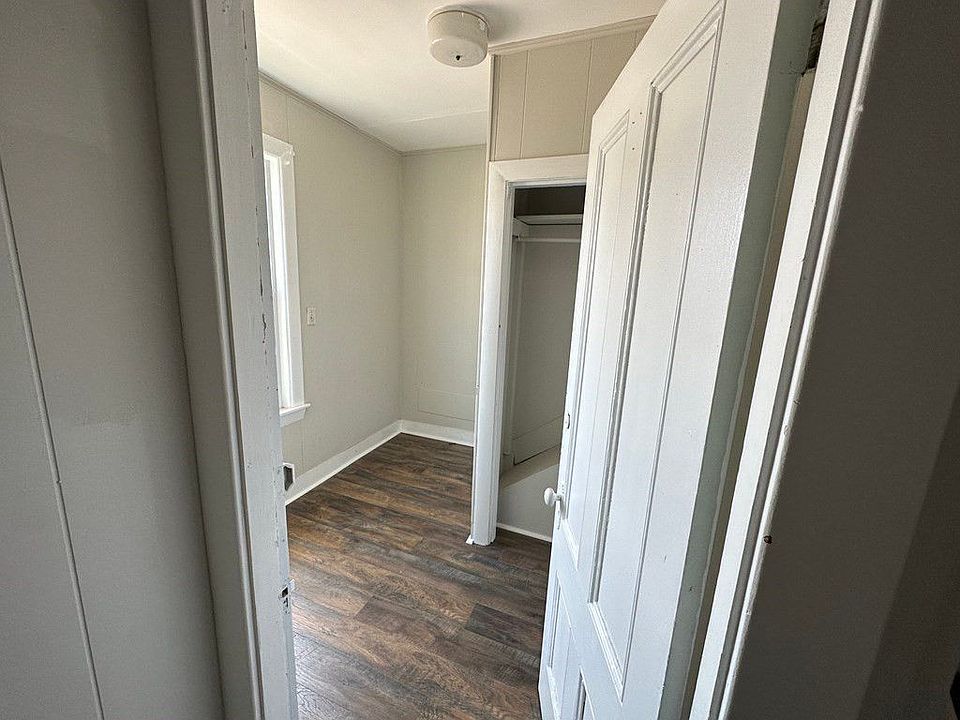 2nd image of 270 4th St #7