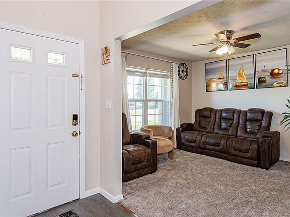 5th image of 1361 Kern Dr