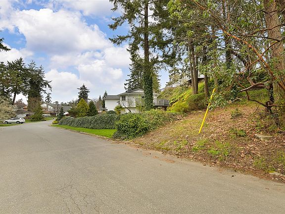 4th image of 299 Helmcken Rd