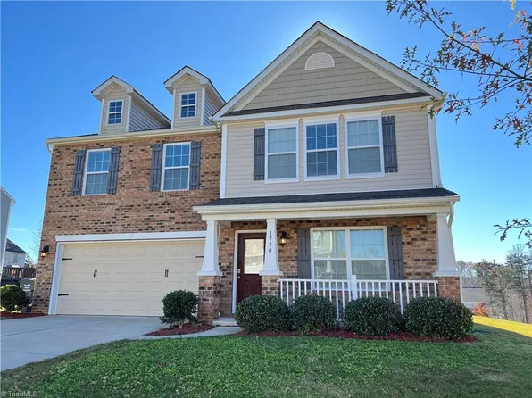1730 Ridge Bluff Cir, Rural Hall, NC 27045