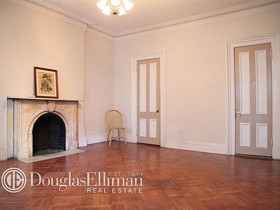 2nd image of 327 W 57th St APT 5R