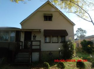 8905 S Emerald Ave, Chicago, IL 60620