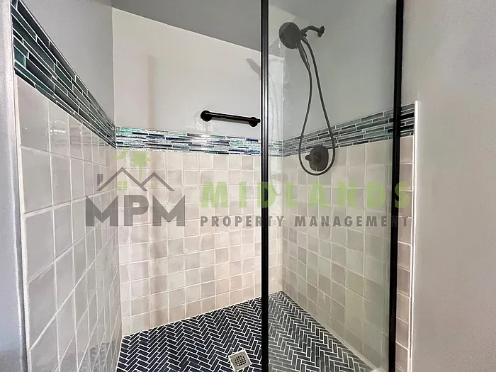 168 Springway Dr — Photo 37