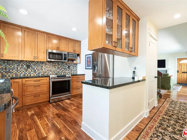 10434 Larwin Ave, Chatsworth, CA 91311