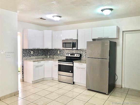 5th image of 16922 NW 25th Ave #0