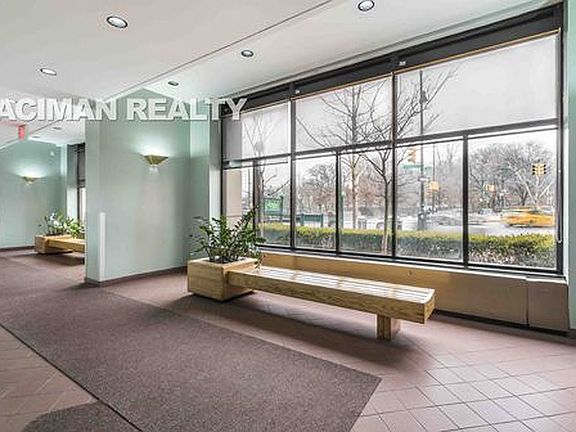5th image of 301 W 110th St APT 16C