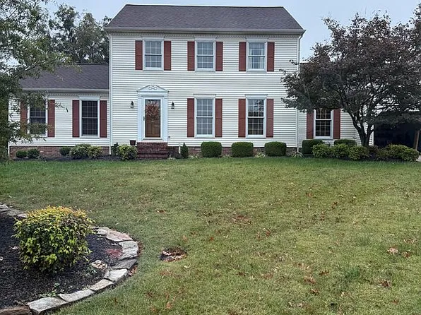 237 Highland Club Est, Mayfield, KY 42066