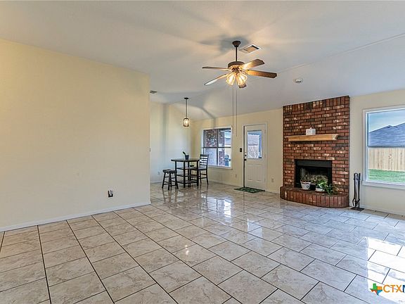 2nd image of 4303 Flamingo Dr