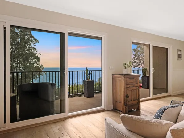 870 Park Ave APT 107, Capitola, CA 95010