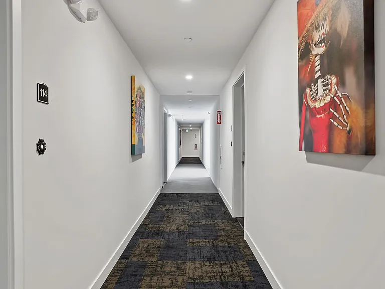 MODERNO La Granada Luxury Living — Photo 20