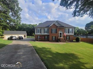 13 Berkshire Dr, Cartersville, GA