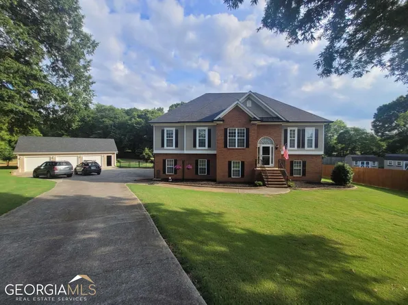 13 Berkshire Dr, Cartersville, GA 30120