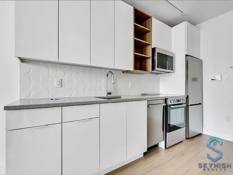 1457 Flatbush Ave #611 — Photo 3