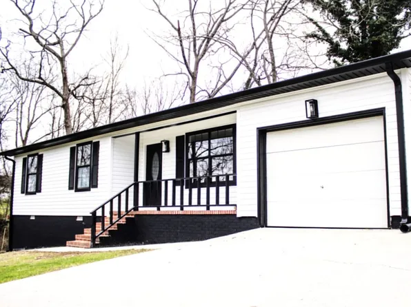 230 Rolling Meadows Dr, Ringgold, GA 30736