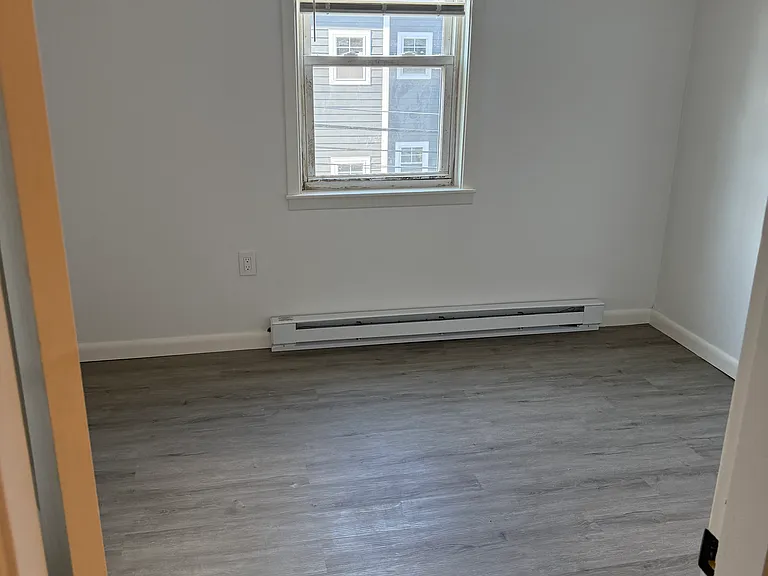 427 High St #4 — Photo 5
