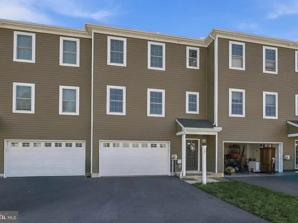 111 Meadowbrook Ln, New Providence, PA 17560