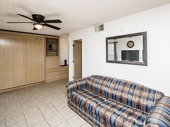 5th image of 1989 Mesquite Ave Unit 23