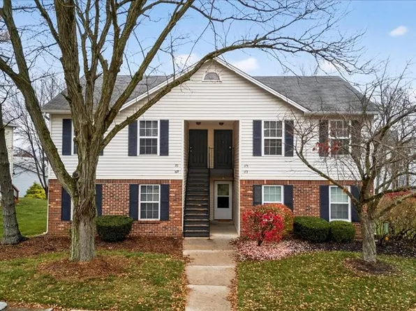 175 Harvest Moon Ct #D, Saint Charles, MO 63304