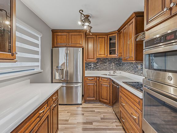 2nd image of 8415 SW 107th Avenue #136w