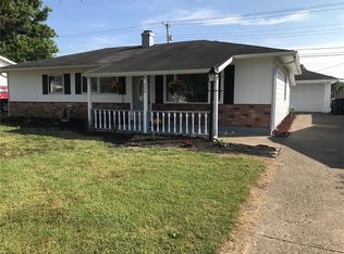 225 Idlewood Dr, Chesterfield, IN 46017