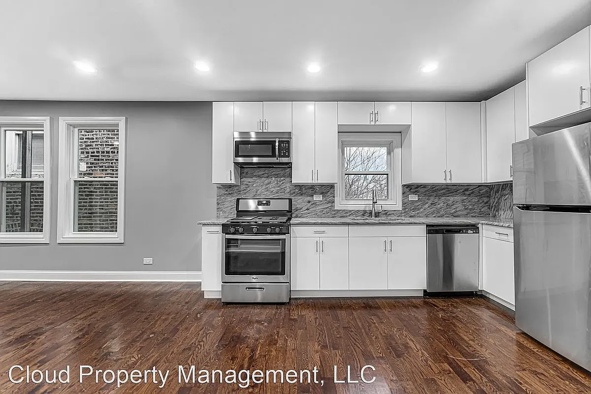 Building Photo - 4350 S California Ave #1R
