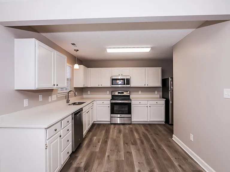 5028 Revelation Way — Photo 7