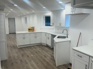 6148 S Eberhart Ave #G, Chicago, IL 60637