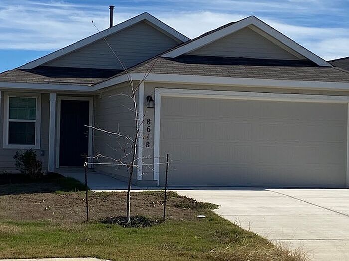 1st image of 8618 Segura Way