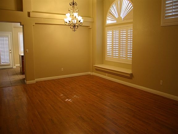 4th image of 1038 Secluded Acres Ct