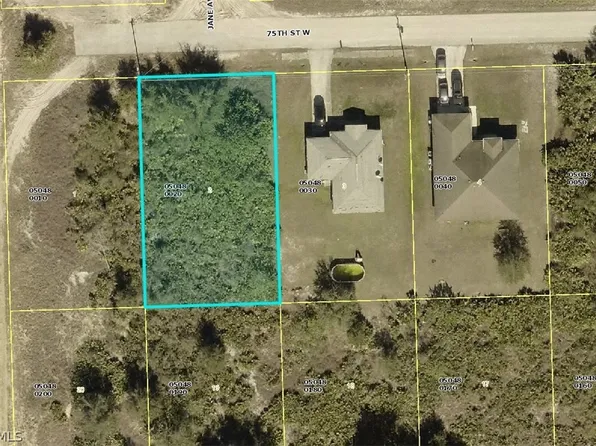 2817 75th St W, Lehigh Acres, FL 33971