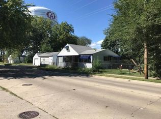 1250 W Division St, Decatur, IL 62526