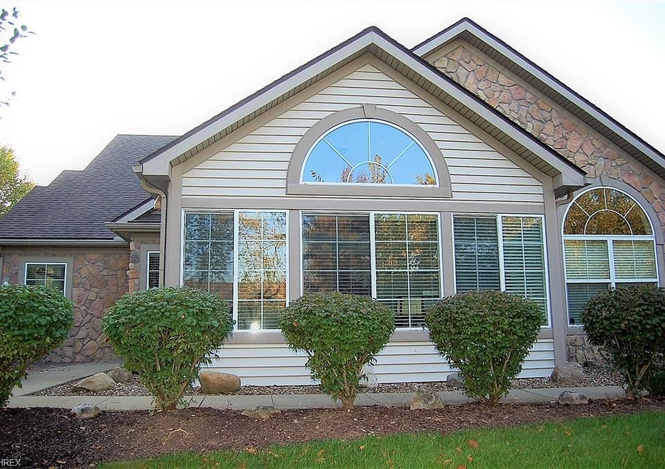 1st image of 5254 Redford Dr