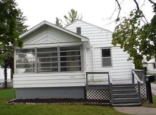 1410 S Jackson St, Bay City, MI 48708