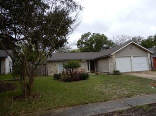 12915 Henderson Camp St, San Antonio, TX 78233