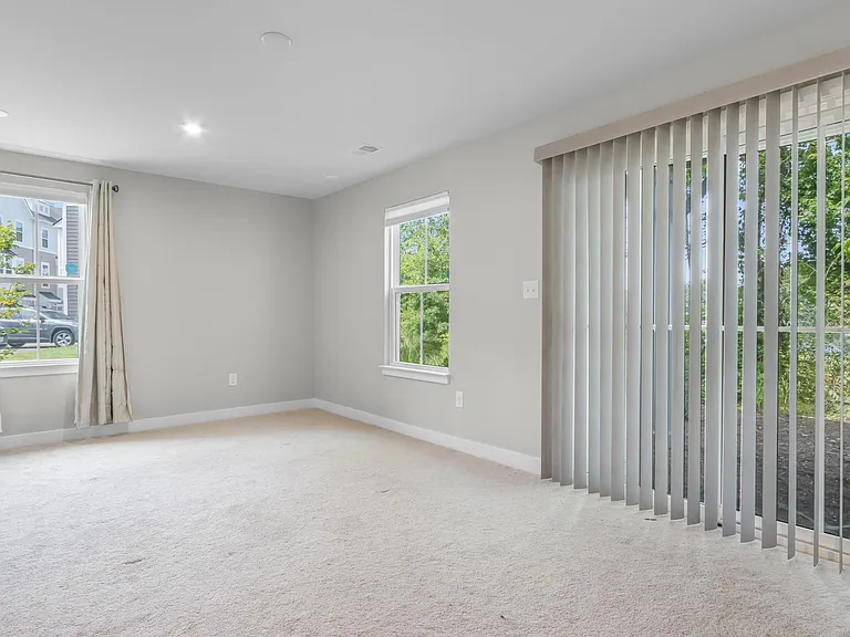 Bonus room.