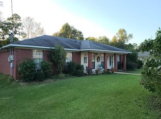 310 Barbara Ave NW, Magee, MS 39111